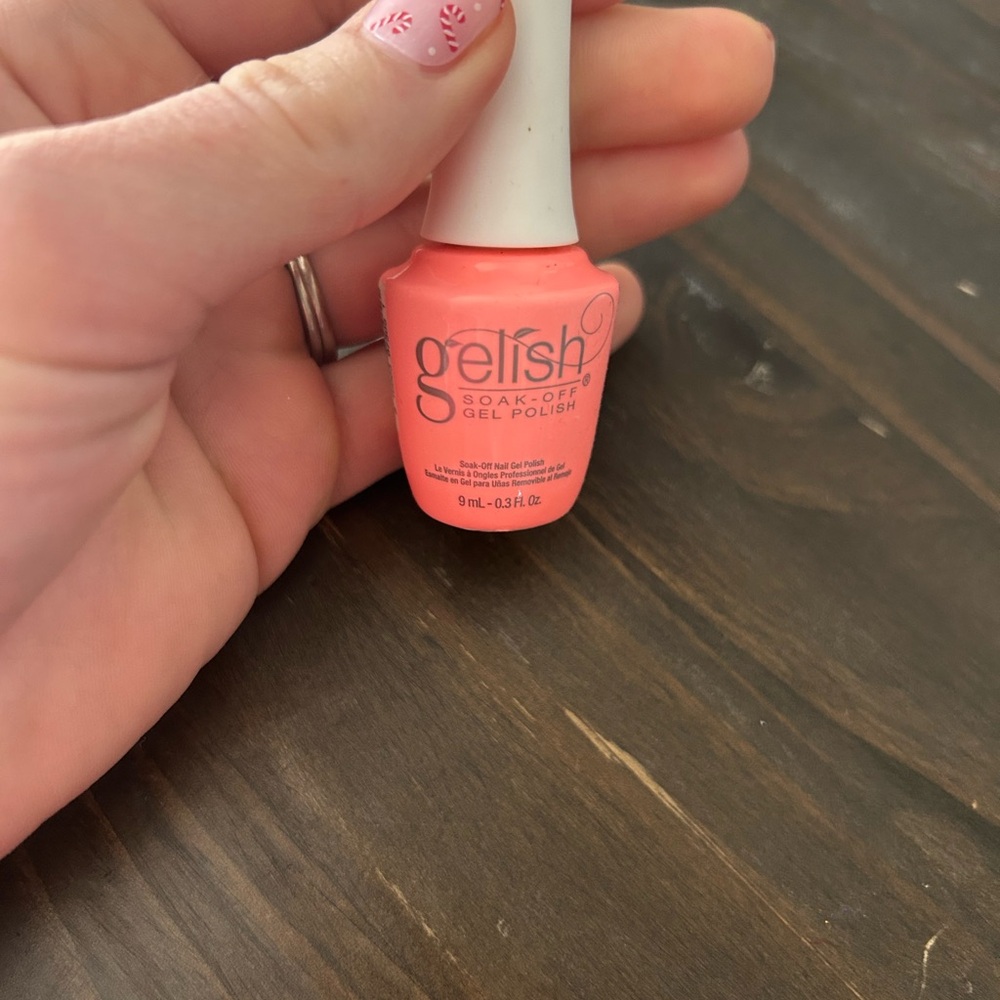 Gelish Coral Gel Polish